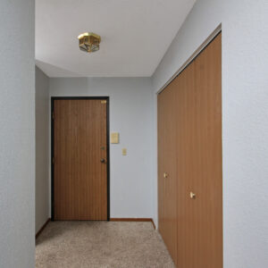 Entry & Entry Closet